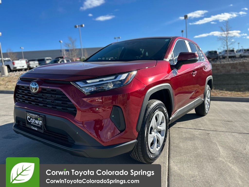2025 Toyota RAV4 LE photo 3