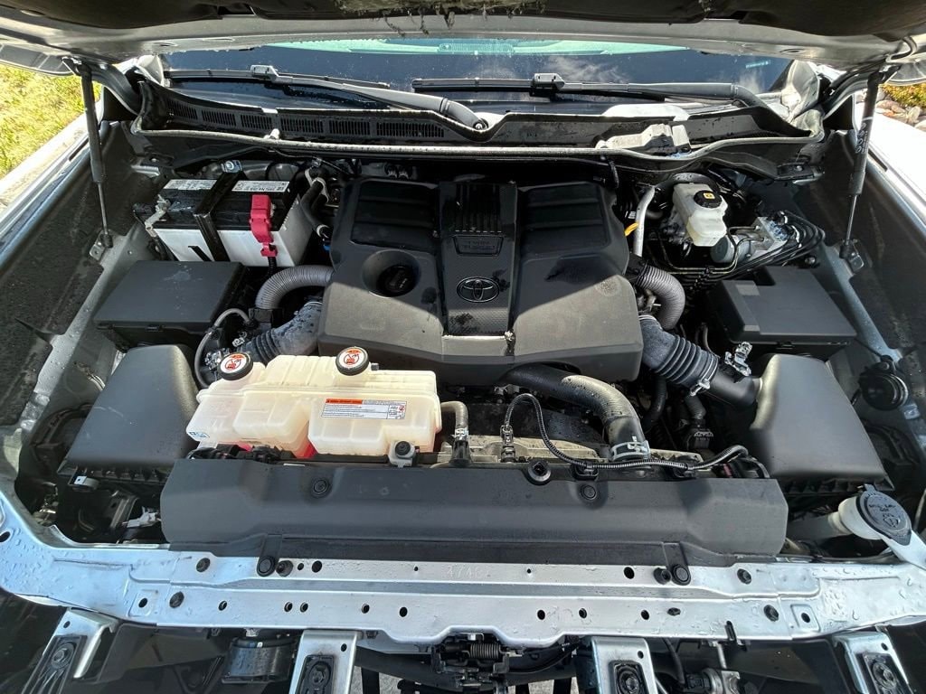 2023 Toyota Tundra Limited - Photo 33
