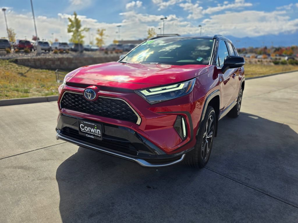 2024 Toyota RAV4 Prime XSE photo 3