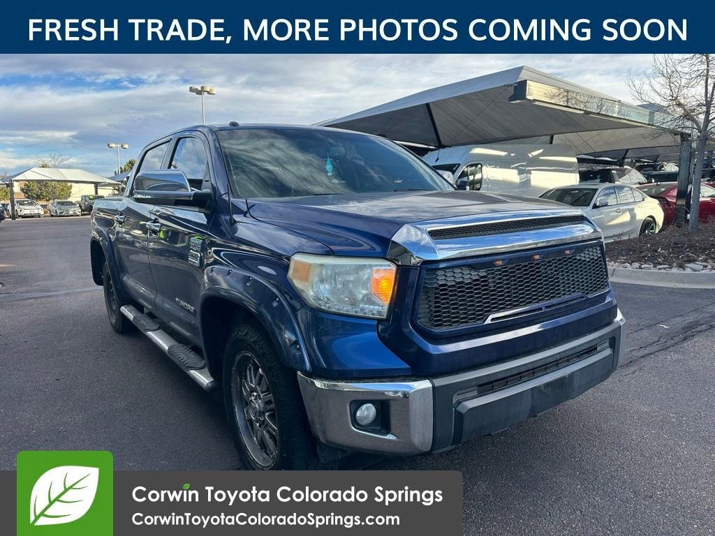 2014 Toyota Tundra SR5's photo