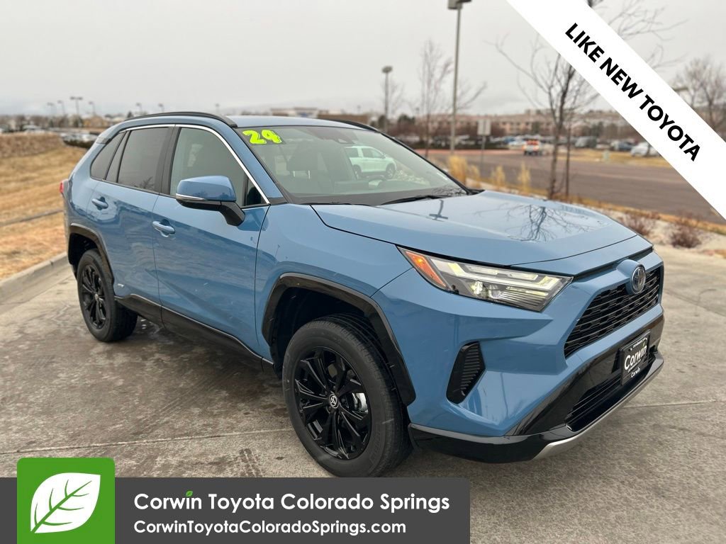 2024 Toyota RAV4 SE's photo