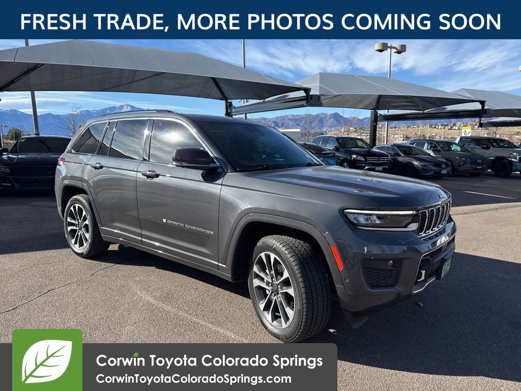 2022 Jeep Grand Cherokee Overland's photo