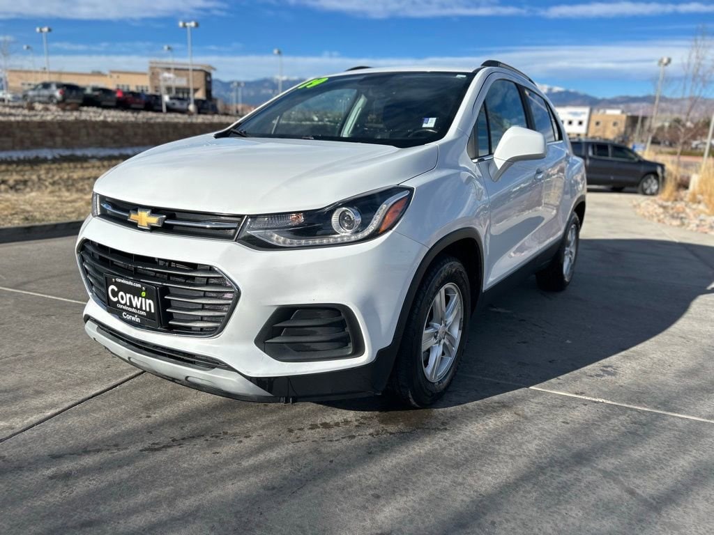 2019 Chevrolet Trax LT photo 3