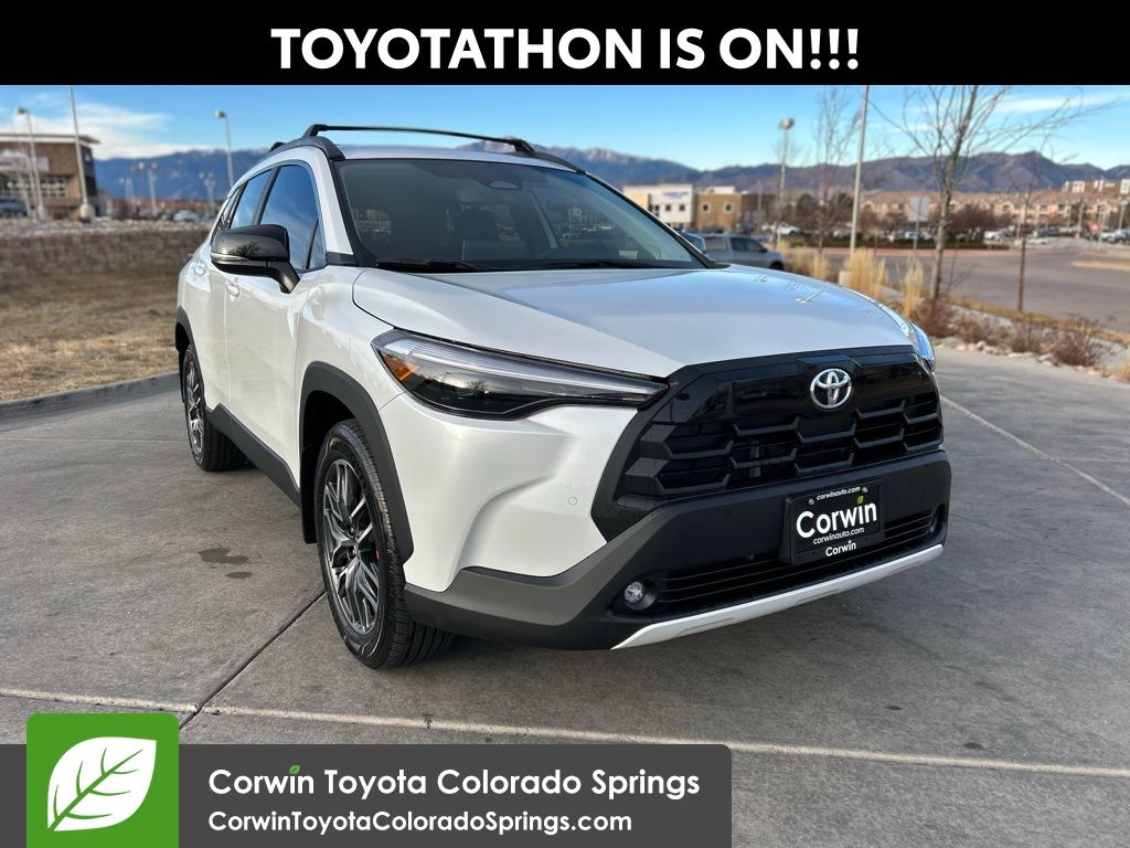 2026 Toyota Corolla Cross XLE's photo