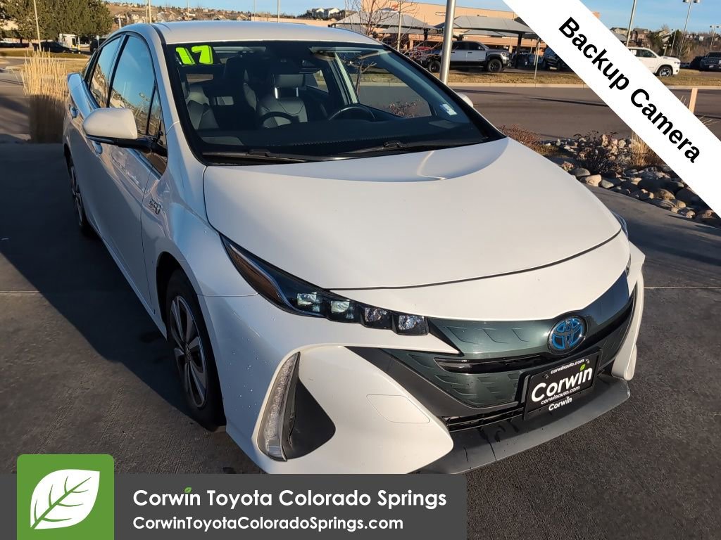 2017 Toyota Prius Prime Premium's photo