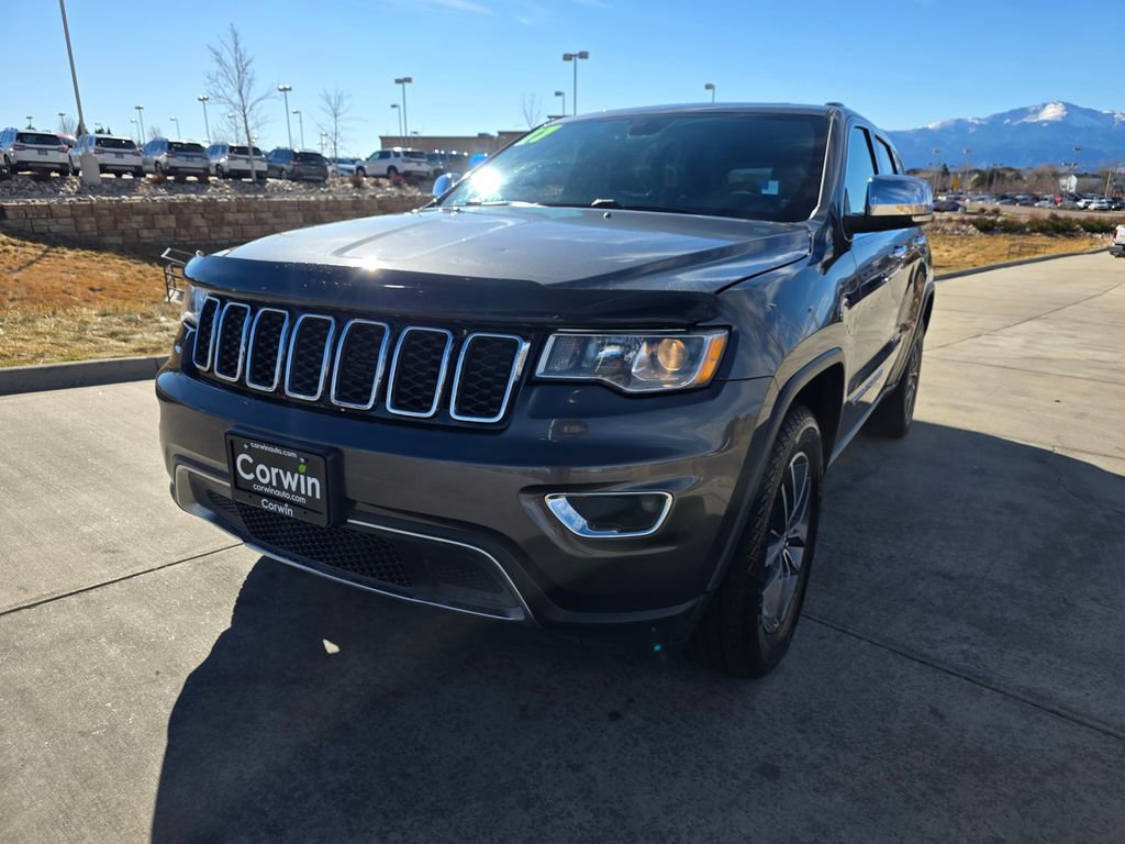 2017 Jeep Grand Cherokee Limited photo 3