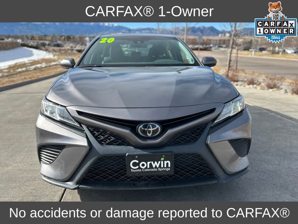 2020 Toyota Camry SE photo 2