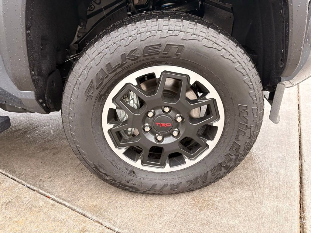 2025 Toyota Tacoma TRD Off Road - Photo 31