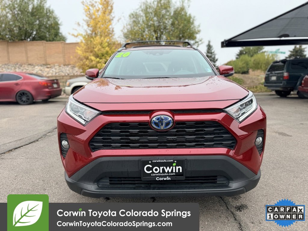 2020 Toyota RAV4 Hybrid XLE photo 2