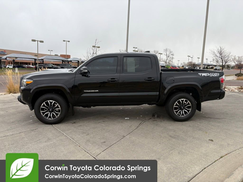 2023 Toyota Tacoma TRD Sport V6 photo 3