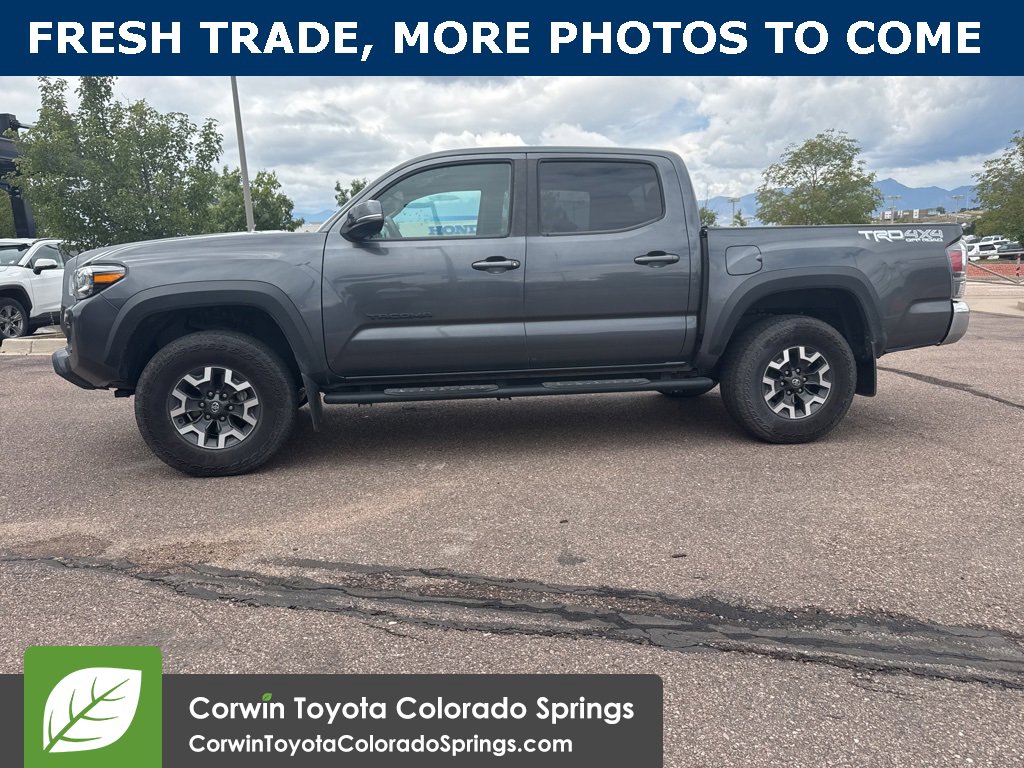 2022 Toyota Tacoma TRD V6 photo 3