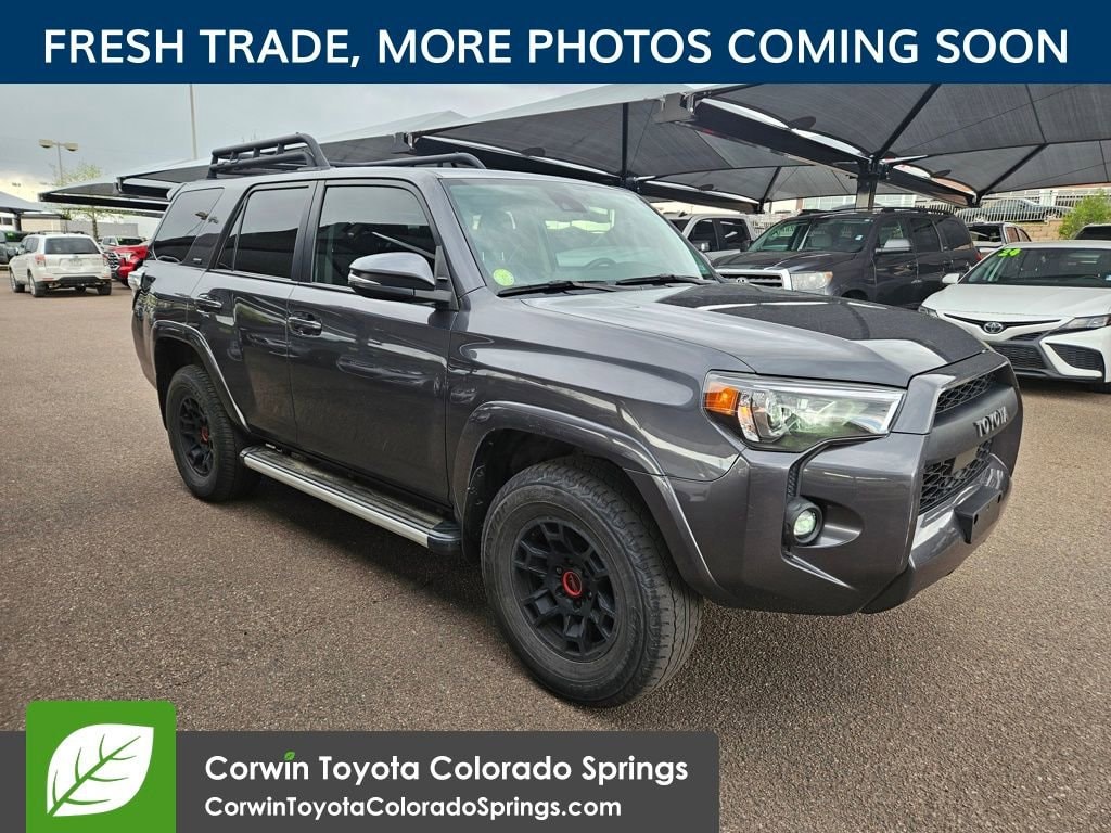 2022 Toyota 4Runner SR5 Premium 4WD V6's photo