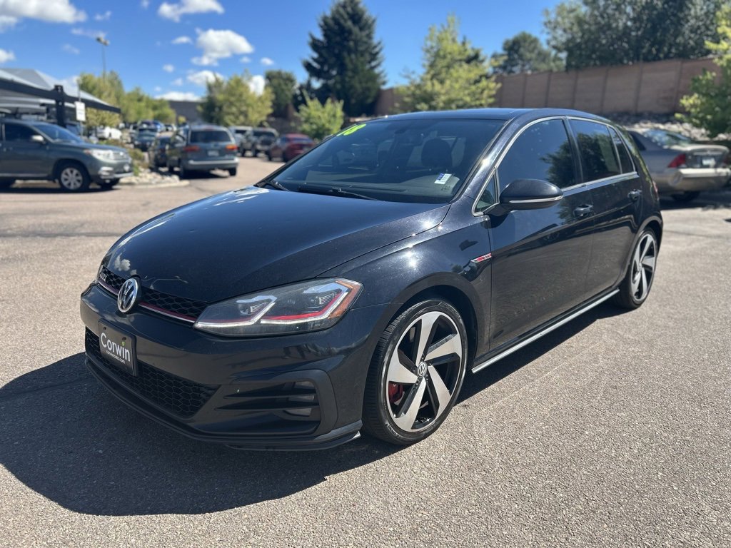 2018 Volkswagen Golf GTI SE photo 3