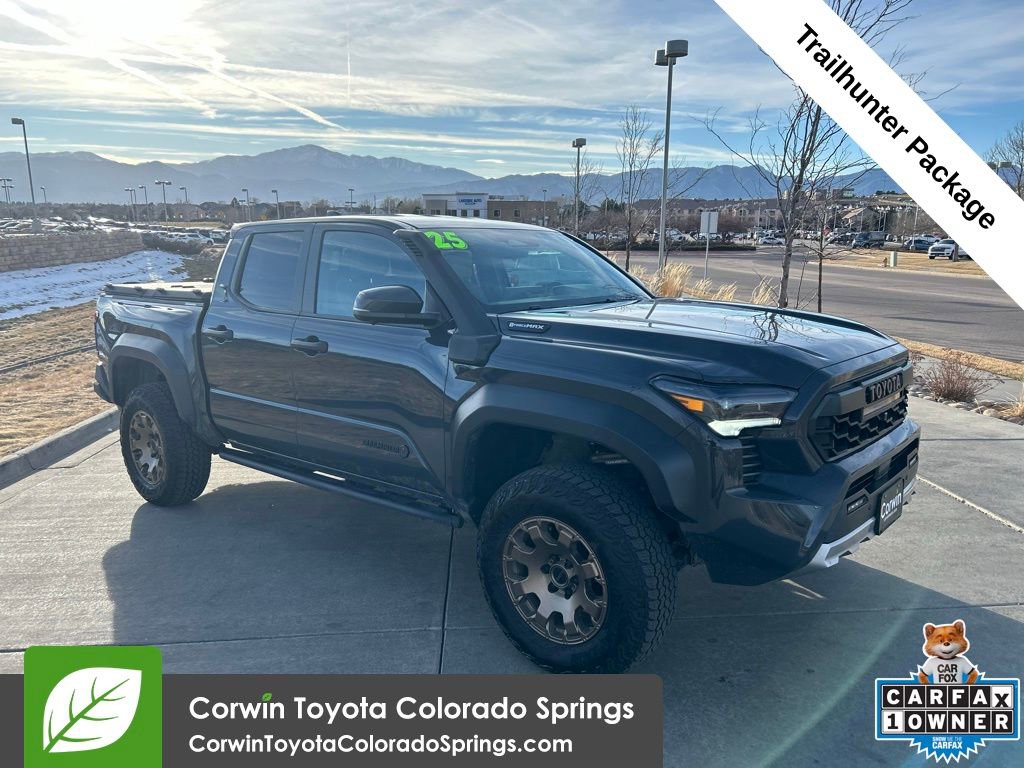 2025 Toyota Tacoma Trailhunter photo 2