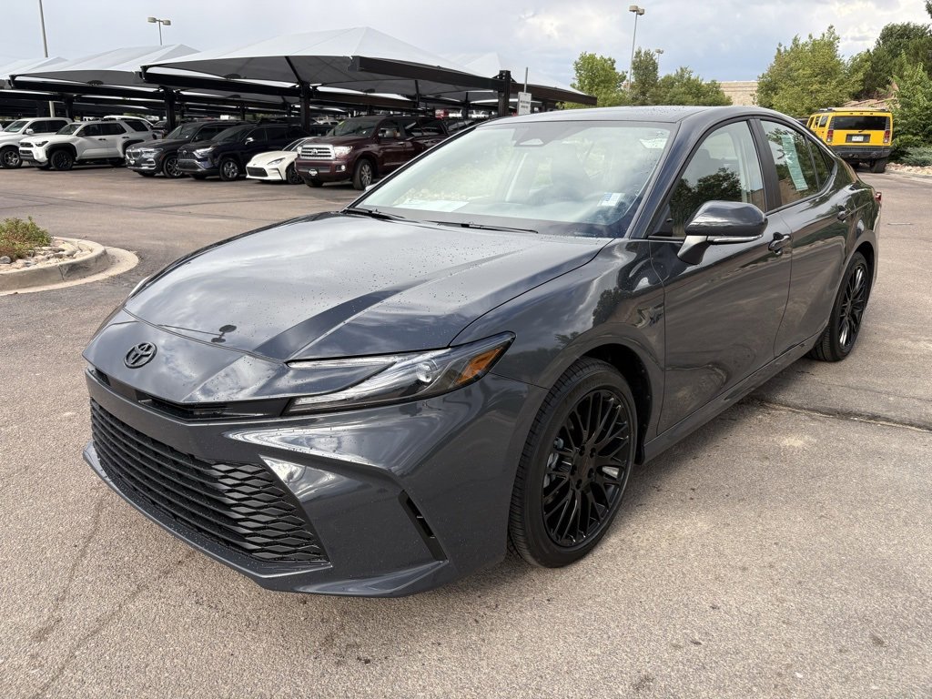 2025 Toyota Camry LE photo 3