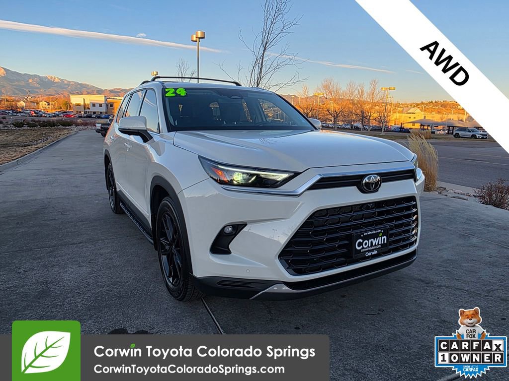 2024 Toyota Grand Highlander Platinum's photo