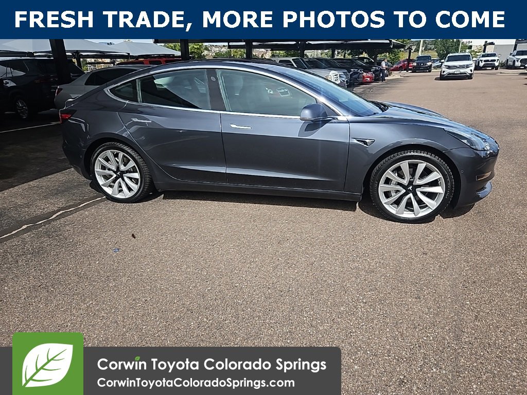 2018 Tesla Model 3 Long Range photo 2