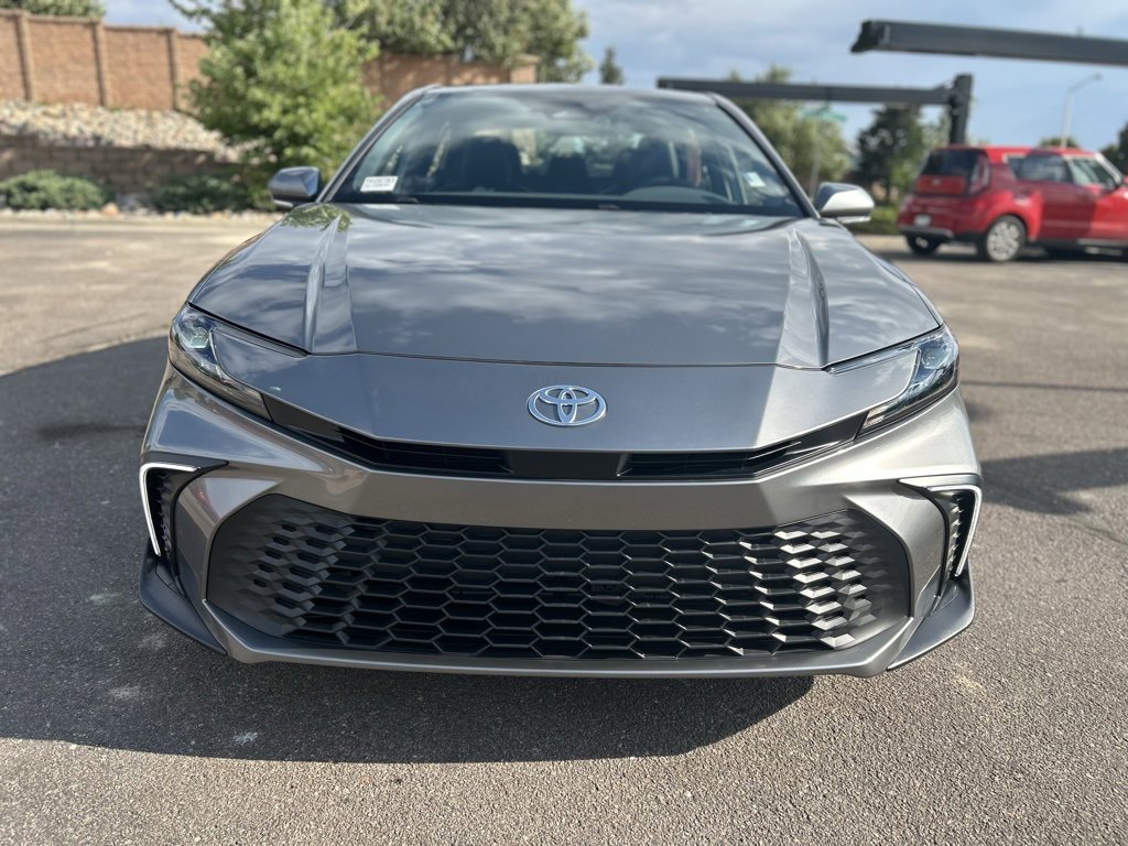 2025 Toyota Camry SE photo 2