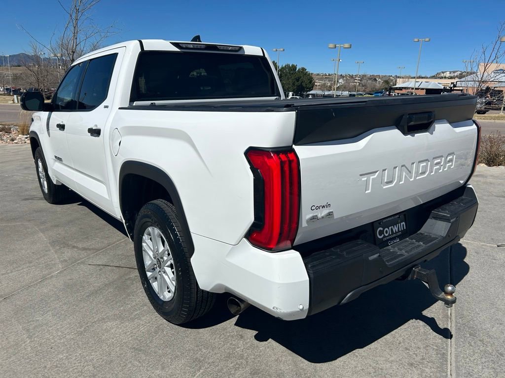 2022 Toyota Tundra SR5 CrewMax photo 3