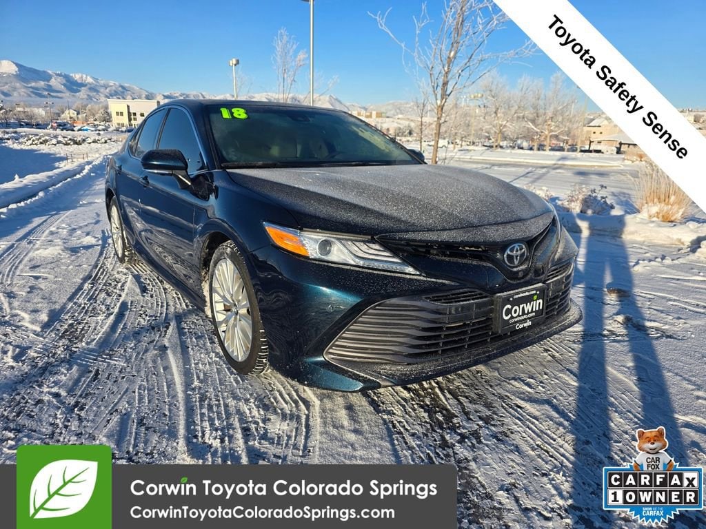 2018 Toyota Camry XLE's photo