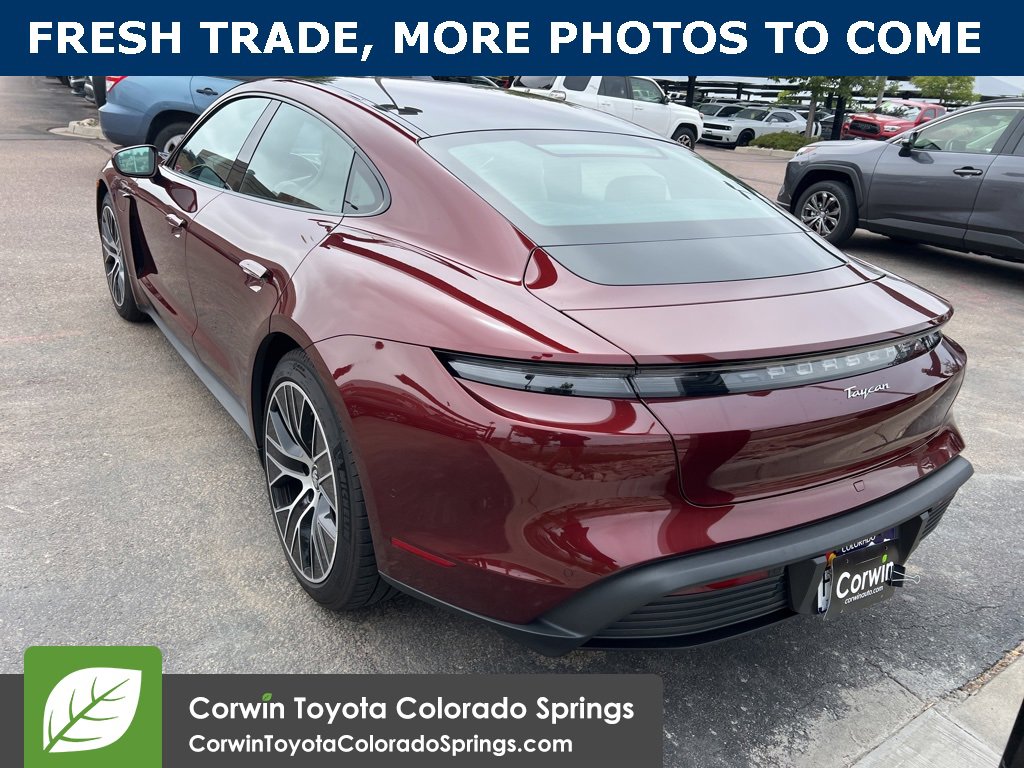 2023 Porsche Taycan photo 4