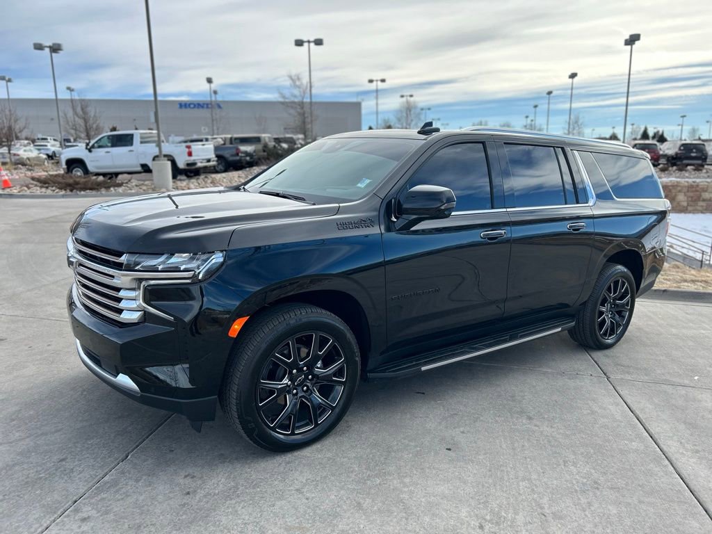 2024 Chevrolet Suburban High Country photo 2