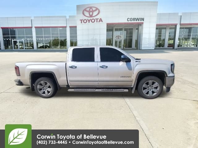2017 Gmc Sierra 1500 SLT photo 2