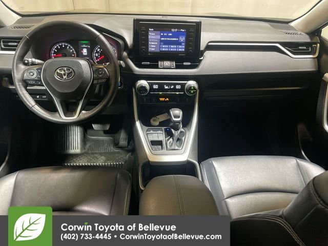 2022 Toyota RAV4 XLE Premium photo 3