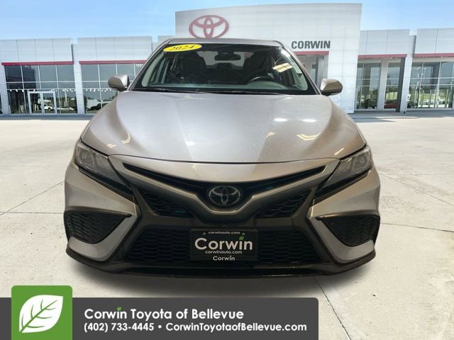 2024 Toyota Camry SE photo 3