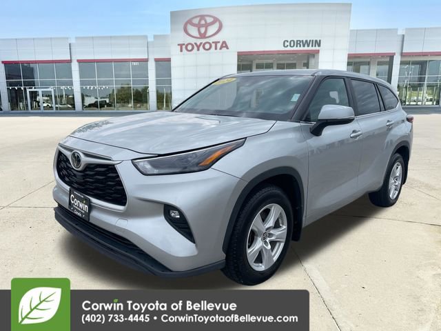 2024 Toyota Highlander XLE - Photo 13