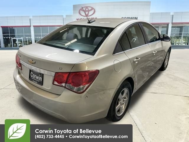 2015 Chevrolet Cruze photo 4