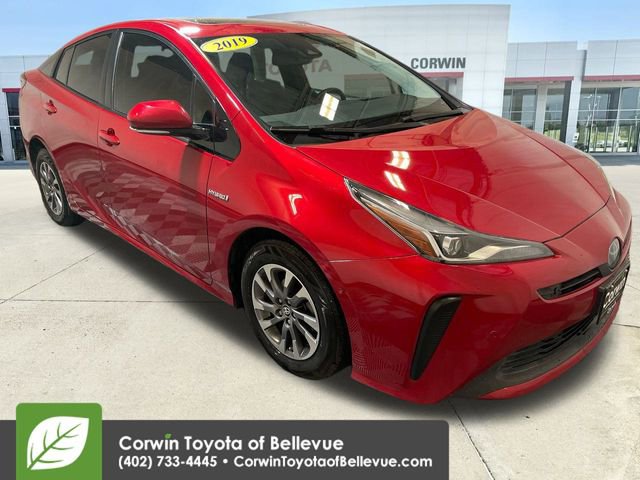 2019 Toyota Prius XLE photo 2