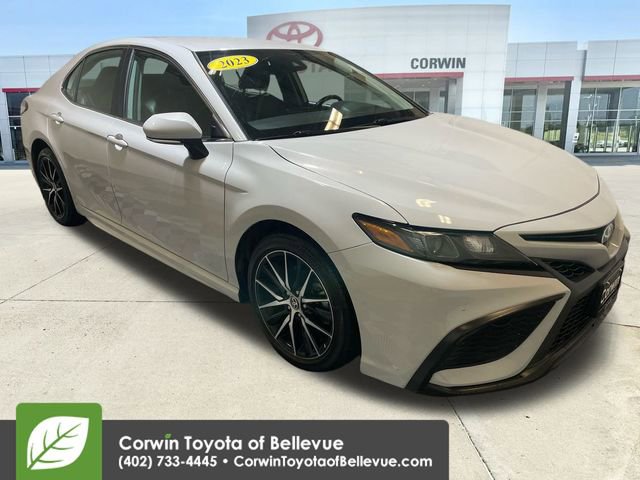 2023 Toyota Camry SE photo 2