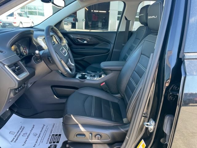 2024 GMC Terrain Denali - Photo 19