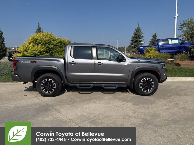 2022 Nissan Frontier PRO-4X photo 2