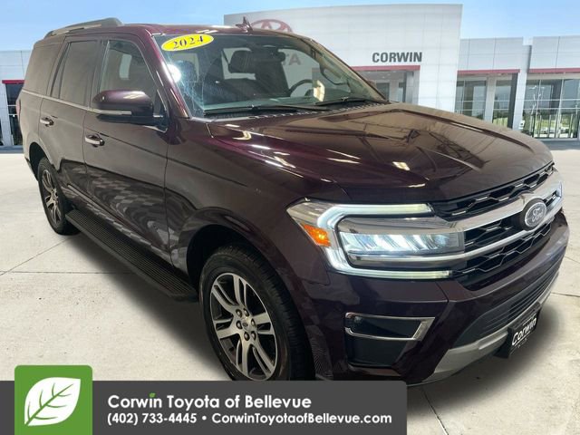 2024 Ford Expedition Limited's photo