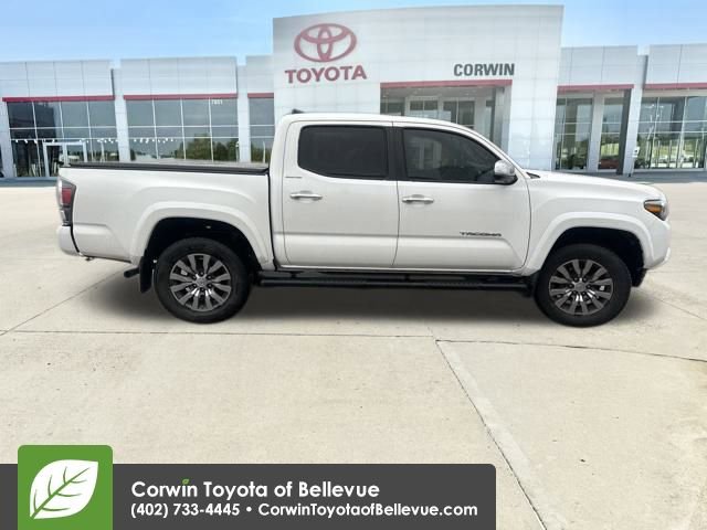 2020 Toyota Tacoma Limited photo 2