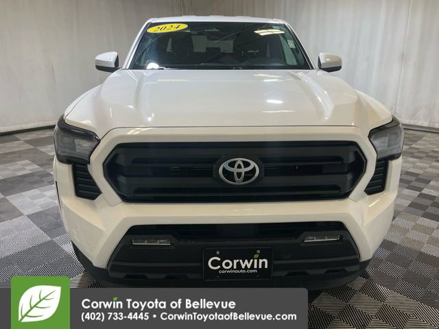 2024 Toyota Tacoma SR5 photo 3