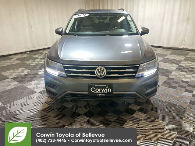 2021 Volkswagen Tiguan SE photo 3