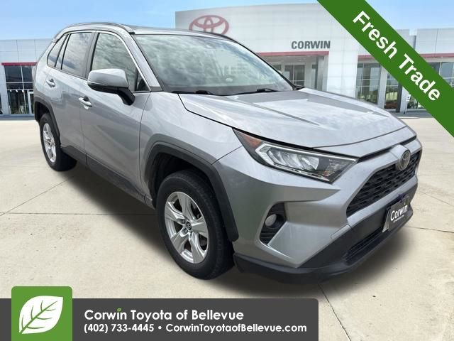 2019 Toyota RAV4 XLE FWD's photo