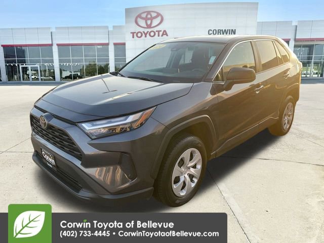 2024 Toyota RAV4 LE photo 2