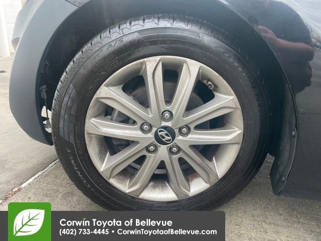 2014 Hyundai Elantra GLS photo 3