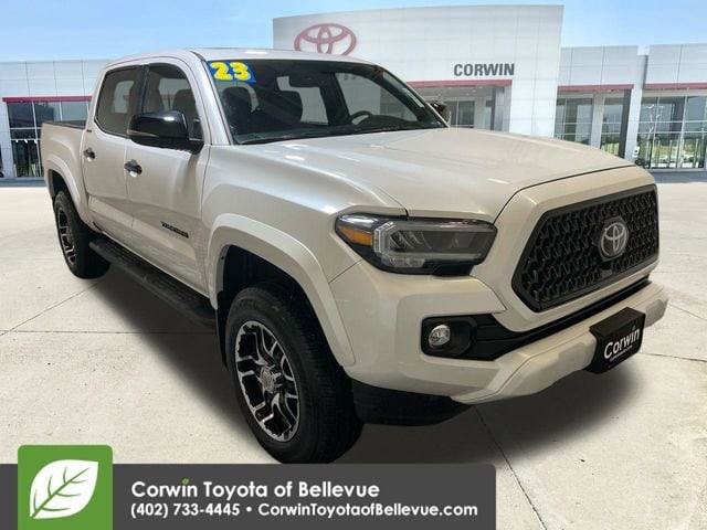 2023 Toyota Tacoma Limited's photo