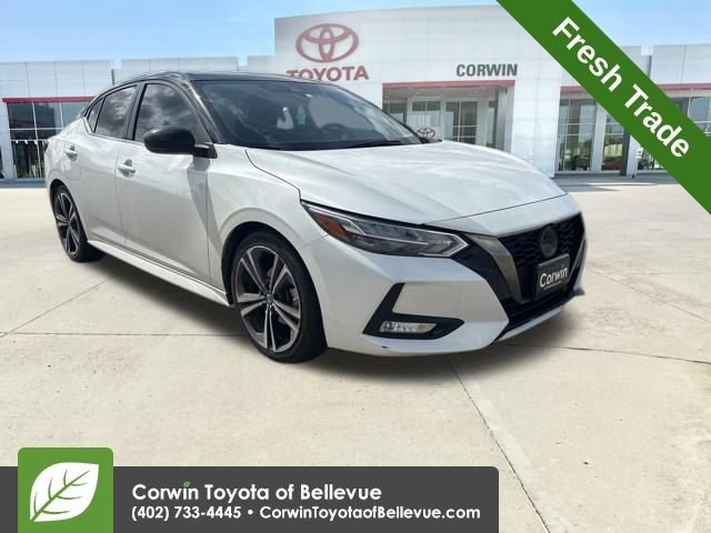 2022 Nissan Sentra SR CVT's photo