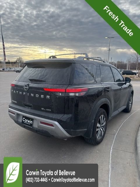 2025 Nissan Pathfinder SL 4x4 photo 3