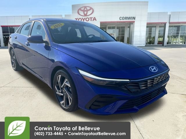 2025 Hyundai Elantra 2.0 SEL Convenience IVT's photo