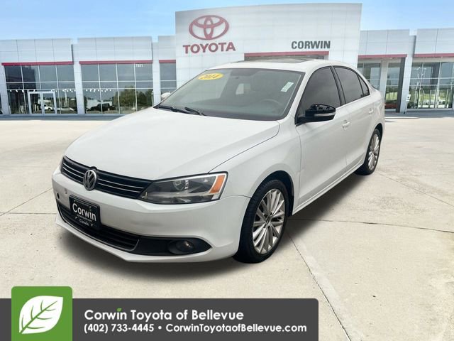 2014 Volkswagen Jetta 1.8T SEL photo 4
