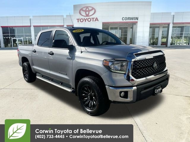 2019 Toyota Tundra SR5's photo