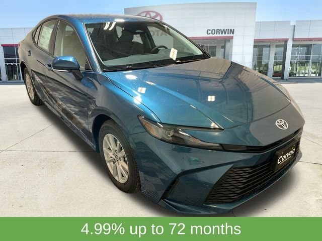 2026 Toyota Camry LE's photo