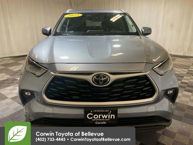 2023 Toyota Highlander XLE photo 3